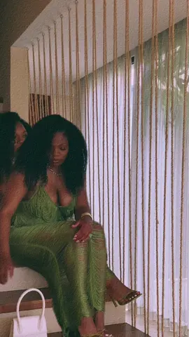 🍾  #blackgirltiktok #blackgirlluxury  #CapCut 