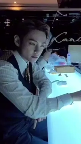 Namjoon pleno escovando os dentes #rm #bts #army #fyp #fy #fyyyyyyyyyyyyyyyy #tayhung 