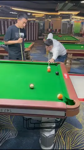 Funny Video Billiards 🎱🎱🎱#billiards #fypシ゚viralvideo #funnyvideos #fyp #foryou #pooltable #funnyvids #funnytiktokvideos #topfunnymoments #snooker 