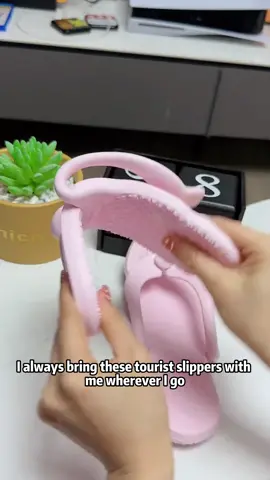 The must-have folding slippers for travel are so practical. #slippers #folding #travel #tiktokshopcrossborder_seasales #tiktokshophappybigday 