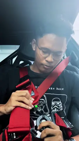 Cara wear GT3RS seatbelt. #fyp #carsoftiktok #porsche #gt3rs #myvi #jet 