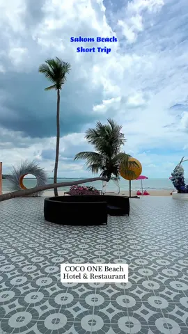 Coco One Beach di Pantai Sakom Songkhla ni saya dah mai time healing bulan 1 hari tu. Tapi time tu laut tak berapa cantik so saya tunggu almost 5 bulan baru mai dan shoot lain 🤩🤩So enjoy the video ok ☺️ #sakom #sakombeach #thailand #cocoonebeach #seafood #thaifood  #thaifoodlover #Foodie #makan #sakomshorttrip #healing #OOTD #travelforfood #explore #fyp #seafoodlover #longervideo #FoodFestonTikTok #hiddengems  #thaibeach #tempatmenarikhatyai 