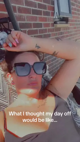 When all i wanted to do was chill😂 #funnyvideos #funnydog #dogsoftiktok #dogs #doglover #mazie #fetch #games #dog #fyp #fypシ゚viral #fypシ #tiktok #bordercollie #sun #summervibes #fetchmum #doggie #