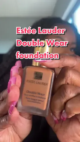 Watch me apply the @esteelauder Double wear Foundation! 