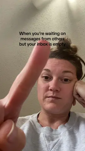 I could be doing other things but I can’t focus! “Waiting” seems to give me a type of paralysis & the longer it goes on (its been a few days since I’ve been waiting on these emails) the worse it gets. #waitinggame #justhitreply #0inbox #nonewmessages #remotework 