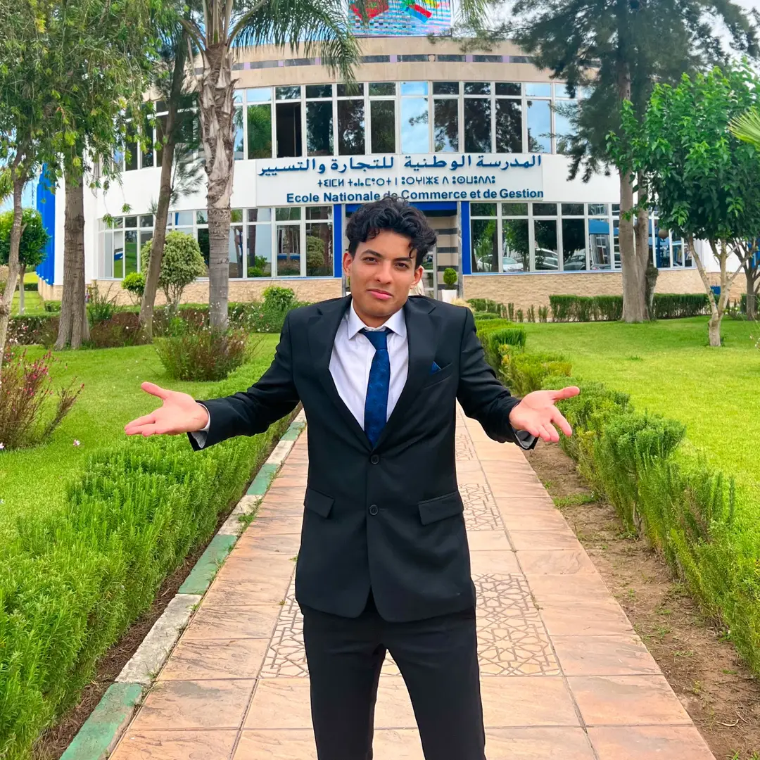 It's time to close a chapter ! 🥹👋🏻 #bahae_sanari #graduation #university #fyp #morocco 