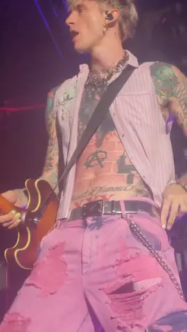 #machinegunkelly #europetour @the gunner #luxembourg #rockhal 