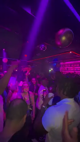 Energy is unmatched 🥳 #birmingham #foryour #brumnightlife #nightlife #clubbing #brumtown #clubbing #nightlife #brumtown #clubbing #birminghamuk #birminghamcity #brum #birminghambestnightout #fy #fyp #thingstodoinbirmingham #birminghamupdates #birminghamlive #imjustbrum 