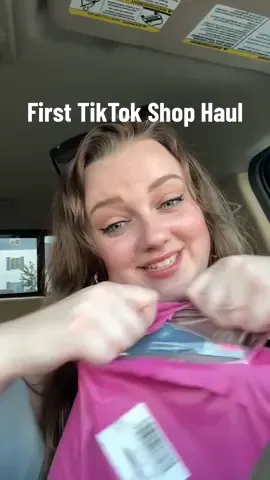 TT shop still confuses me a little but so far so good!! 😍 #girlytok #girlythings #girlyaesthetic #pinkaesthetic #unboxingasmr #haulunboxing #TikTokShopHaul  