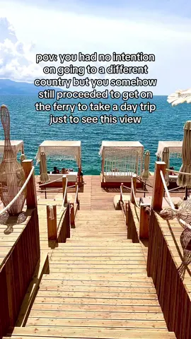 Thats on solo traveling #solotraveling #impulsetravel #lastminutetravel #travelcommunity #nomad #digitalnomad #albania 