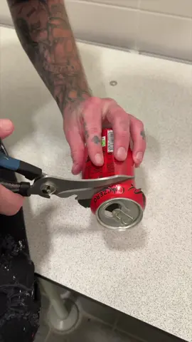 How to get into any lock with a can of drink