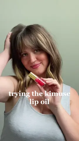 The Kimuse lip oil from Amazon is a must have if you love something natural and hydrating! This is the perfect every day lip product. Totally obsessed! Thank you @KIMUSE Official 🥰💋 #fyp #foryou #lips #lipproduct #makeup #makeupproduct #makeupreview #lipreview #kimuse #kimuselip #amazon #amazonfinds #amazonlipoil #amazonfaves #amazonmakeup #MomsofTikTok #momtok #beauty #BeautyTok #makeuptok #liptok #lipoil 