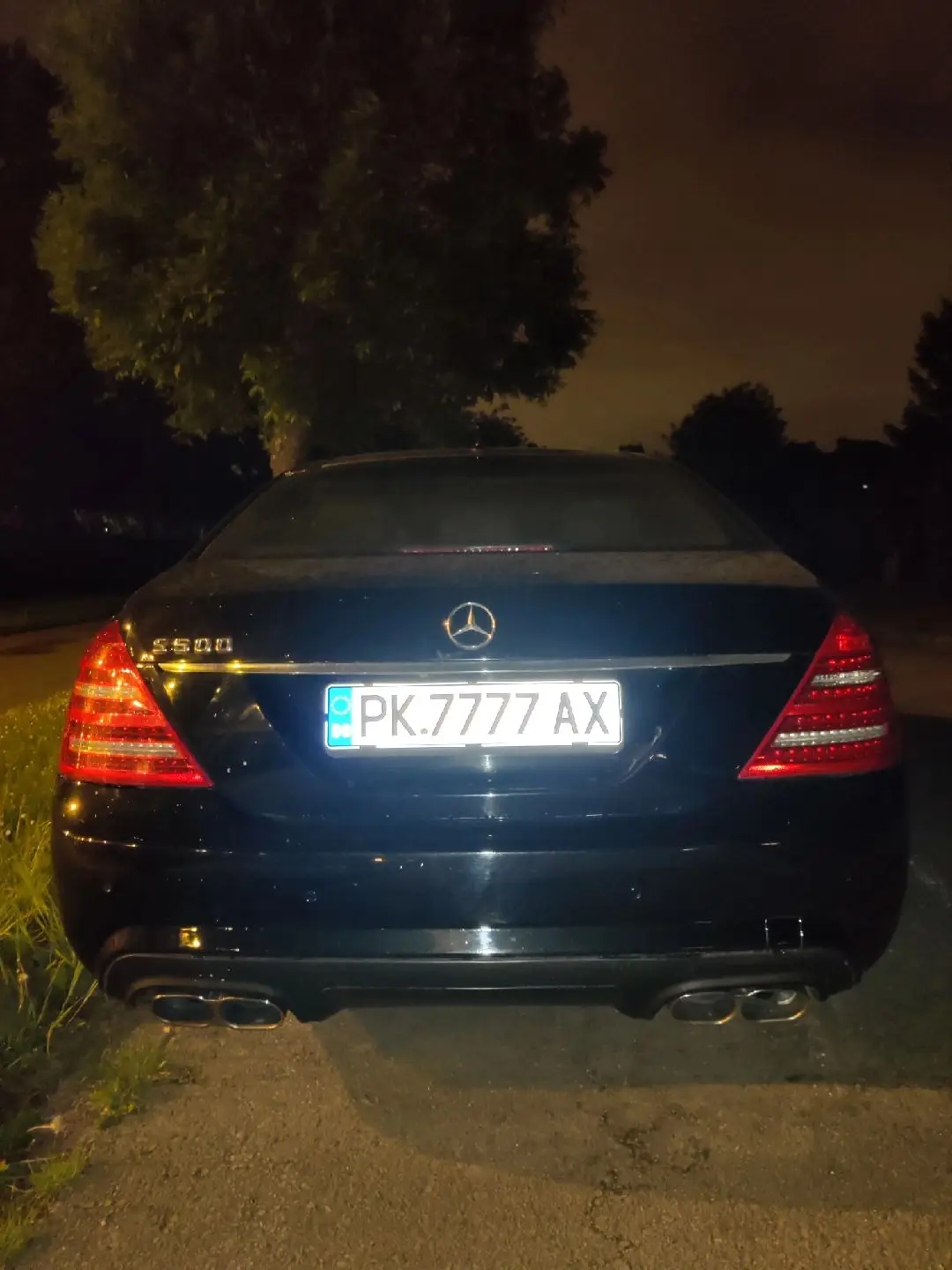 Mercedes S500 Night Flash vibes at 1AM #mercedes#s500#sclass#limousine#luxury#mafia#bulgaria#black#night#flash#vibes  #fyp#foryou#perte#pourtoi#fürdich #keşfet#brussels#bruxelles#rn_spot