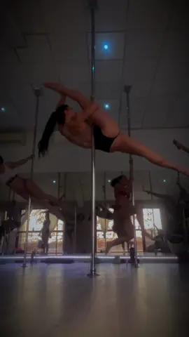 #poledance #polesport #NoTraje #Funk #FunkNoCapCut 