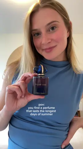 My Way Parfum by @Armani beauty keeps me smelling fresh through the longest days of the summer ☀️ #giftedbyarmani #armanibeauties #vanillaperfume #armanimyway #iamwhatilive #summerfragrance 