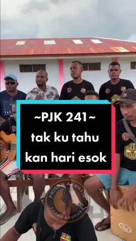 PJK 241-tak ku tahu kan hari esok | lagu ini special buat kak'@andrewwhites011 karena sudah memberikan kami batuan/donasi buat kami prison akustik, kami tidak dapat membalas smua ini, kiraNya Tuhan Yesus sumber segala berkat memberkati kk dalam segala hal amin 🙏🎶😇❤️ trima kasih orang baik kk' @andrewwhites011  ❤️❤️❤️ #pjk241 #takkutahukanhariesok #lagurohani #kidungjemaat #lagurohanikristen #lapasabepura #CoverLaguRohani #prisonakustik #lagugereja #narapidana #covermusik 