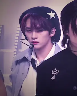 SHOONG PORANG PORANG LINOS #straykids #leeknow #leeknowedit #vsphani 