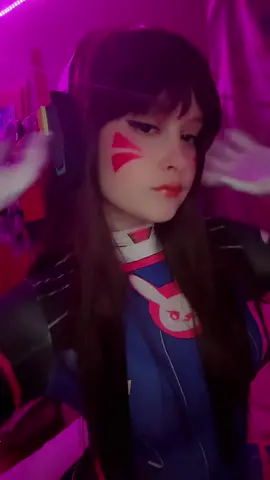 👀 #dva #dvacosplay #overwatchcosplay #overwatch #dvaoverwatchcosplay #dvaoverwatch #foryoupage #blowup #viral #blizzard #duet #stitch #cosplayersoftiktok #fyp #foryou #4u