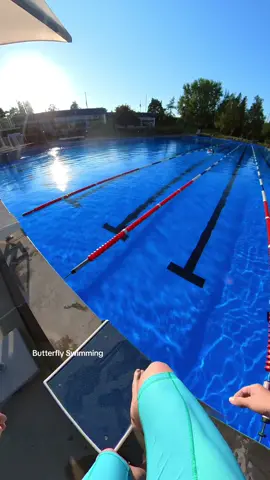 3, 2, 1...I jump off the block into the water....I try to hold up posture, line and balance and start with dolphin kicks....1..2..3....the session starts 🏊‍♂️ and I am in my element...no games, just sport 😊! #usmastersswimming #markusmarthaler  #swimmingskills #swimfreaks #swimkick #speedosquad  #swimsmarter #swimlikeapro #swimswimswim #swimcamp #swim #tri 