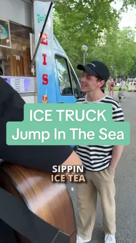 Bock auf Sommer? ☀️ #music#original#song#Summer#sun#vibe#sea#goodvibes#icetruck#strangers#reaction#independentartist#jumpinthesea#warm#upbeat#guitar#singer#fyp
