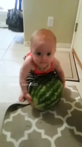 #baby_funny2023 @baby_funny #funnybabies #funnyvideos #babylove #cutebabies #babytiktok #baby_funny #funnybabiesoftiktok #bebeheureux #bébé2023 #baby #bébé #riredebebe #laughingbaby #funny #drole2video #videodroles #laugh 