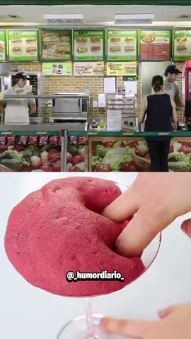 Surdo no Subway 🥪🤣 #canaldesconfinados #desconfinados #parafernalha #parafernalhameme #comida #memes #asmr #comediabr #festivaldecomedia #comedia #humorbr #humor #meme #subway #portadosfundos #slime 