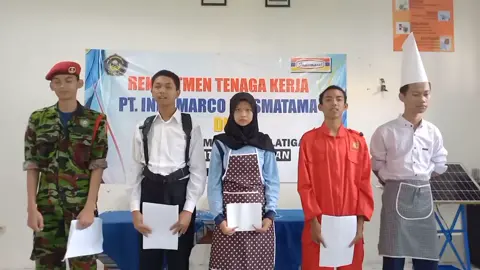 lucunya puisi bersambung #100k #tren #viral #smkmuhammadiyahsalatiga #tktok #terkini #1 #4 