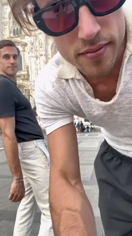 Duomo 🇮🇹 #fitcheck #fashion #italy #summerinspo #europe #outfitideas #milanfashionweek 