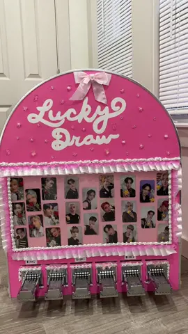 come try your luck at our lucky draw machine this saturday at our ATEEZ cupsleeve event! details in the flyer and on my twitter @jyh444 #ateez #ateez_official_ #atiny #connecticut #kpop #fyp #OUTLAWsINCT #popupteez 