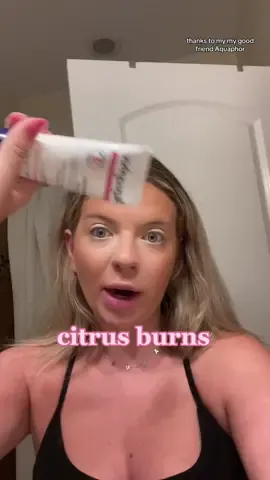 I’ve heard of this happening to peoples skin but didnt even think about my lips!!! #citrusburn #acidburn #limeburn #Summer #skinnymarg #tanning #tanningtips #aquaphor #dominicanrepublic #lipblisters 