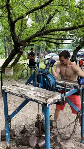Забиваю #армрестлинг #спорт #война #качалка 