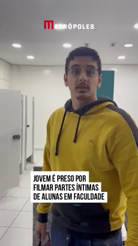 Um estudante de quiropraxia de 20 anos foi preso, na noite dessa quinta-feira (16/6), após ser flagrado registrando com um celular as partes íntimas de alunas de medicina veterinária em um banheiro da Universidade Anhembi Morumbi, na Mooca, zona leste paulistana. Gabriel Valareto Vicente Silva estava em um banheiro unissex da instituição. O celular dele foi pego por uma testemunha. #TikTokNotícias 