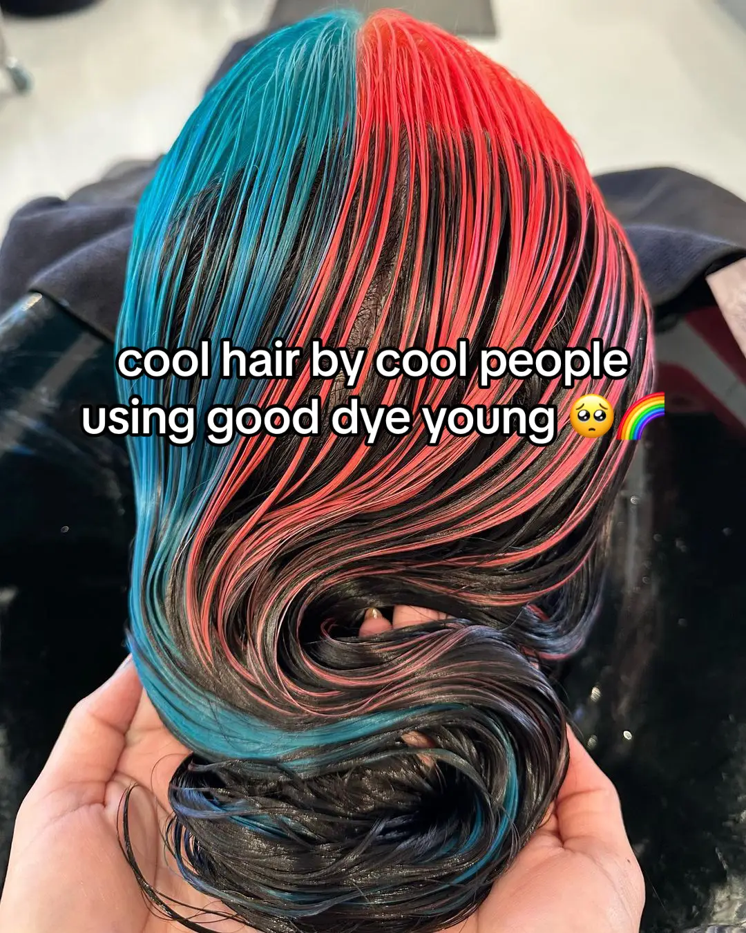 We love seeing all the amazing looks our community creates! Tag us and use #dyehappy 🌈 #hairdye #althair 