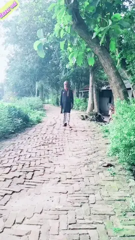 ময়মনসিংহ ফুলপুরের ছেলে। বেড়ার লাইগা দোয়া করি আমি বুড়া মানুষ এরকম একটা মেয়ে আমার বুকটার মধ্যে ফালাইয়া দিছে।