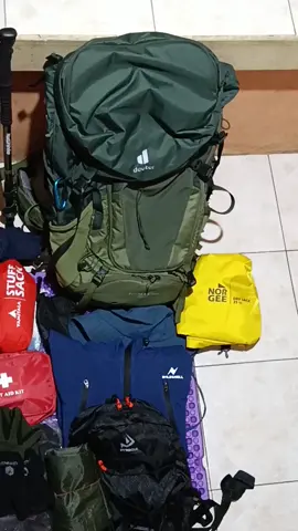 packing² duluuu #muncakgunung #rinjanimountain #pendakigunung #packing 