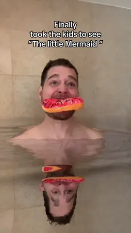 You want thing-a-ma-bobs? I've got twenty 🍩  #littlemermaid #teamariel  #underthesea #showersongs 