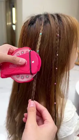 Put sparkling diamonds on your hair #girlhair #hairartifact #girlything #funnytoys #foryou 