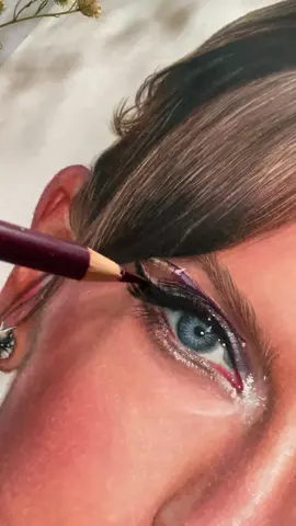I polish up real nice✨ Here's the drawing process. pls. Tag @Taylor Swift in the comments!🫶🏻 #taylorswift #theerastour #midnights #taylorsversion #portrait #swiftie #artist #pencil #CapCut #sketch 