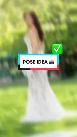 Love the fit of the outfit 😍 Pose Photography Idea 📸 #poseideas #posingtips #howtopose #pose #style #fashion #london 