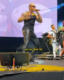 Léo Santana / Posturado e Calmo 🔥🥵😈 #léosantana #posturadoecalmo #trend #dançinha #famosinhadotiktok #vainochãobê #música #hit #status #fypシ #GG #vainochão #pagodãobaiano #pagodãodesalvador 