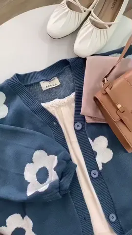 Pukka bloom crop cardigan kekinian gengku #pukka #pukkabloom #cardiganoutfit