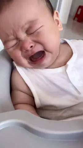 bayi menangis sangat sedih#baby #CuteBaby 
