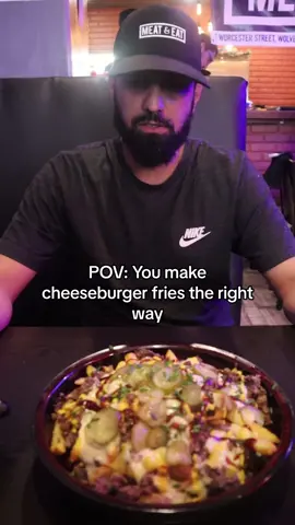 Cheeseburger fries #fyp #halalfoodie #halalfoodlondon #halalfood #halalrestaurant #halalfoodbirmingham #cheeseburgerfries #brisketmeat #brisket 