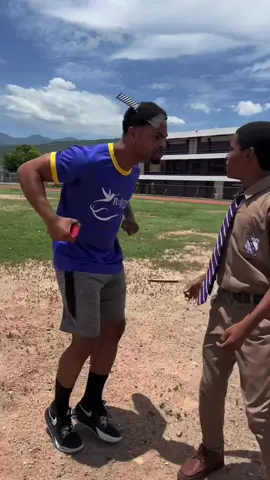 When you rob the wrong person 🇯🇲 