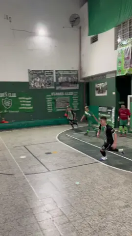 Como esta la primera de ansaldi LOCOOO!!!!!🤩🤩💚🤍⚽️ #parati #futsal #pelota #masculino #lapelotanosemancha⚽ #pelean 