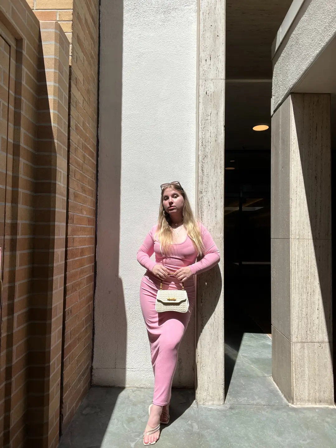 tried to take pics in front of a mall employee exit 💀 but anyways im cute 🍓 #fitspo #outfitinspo #pinkdress #maxidressfinds #maxidress #pinkoutfit #pinktok #barbiecore 