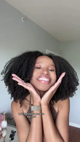 Mini vlog time! Yes, i saw the little mermaid twice .. and Finally got some ☀️#minivlog #theblackening #contentcreatorblackgirl #lifestyleblogger #minivlogs #weekendvlogs #dayinmylife 