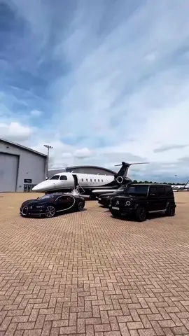 😍😍❤️❤️ #bugattichiron #mercedesgwagon #jet #privatejet #fyp 