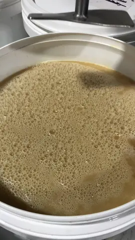 Creamed honey #manukahoney #SmallBusiness #asmr #purehoney 