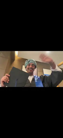 Can’t believe it’s happening 😲👨‍🎓 #qatar #senior #graduation #23 #classof2023 